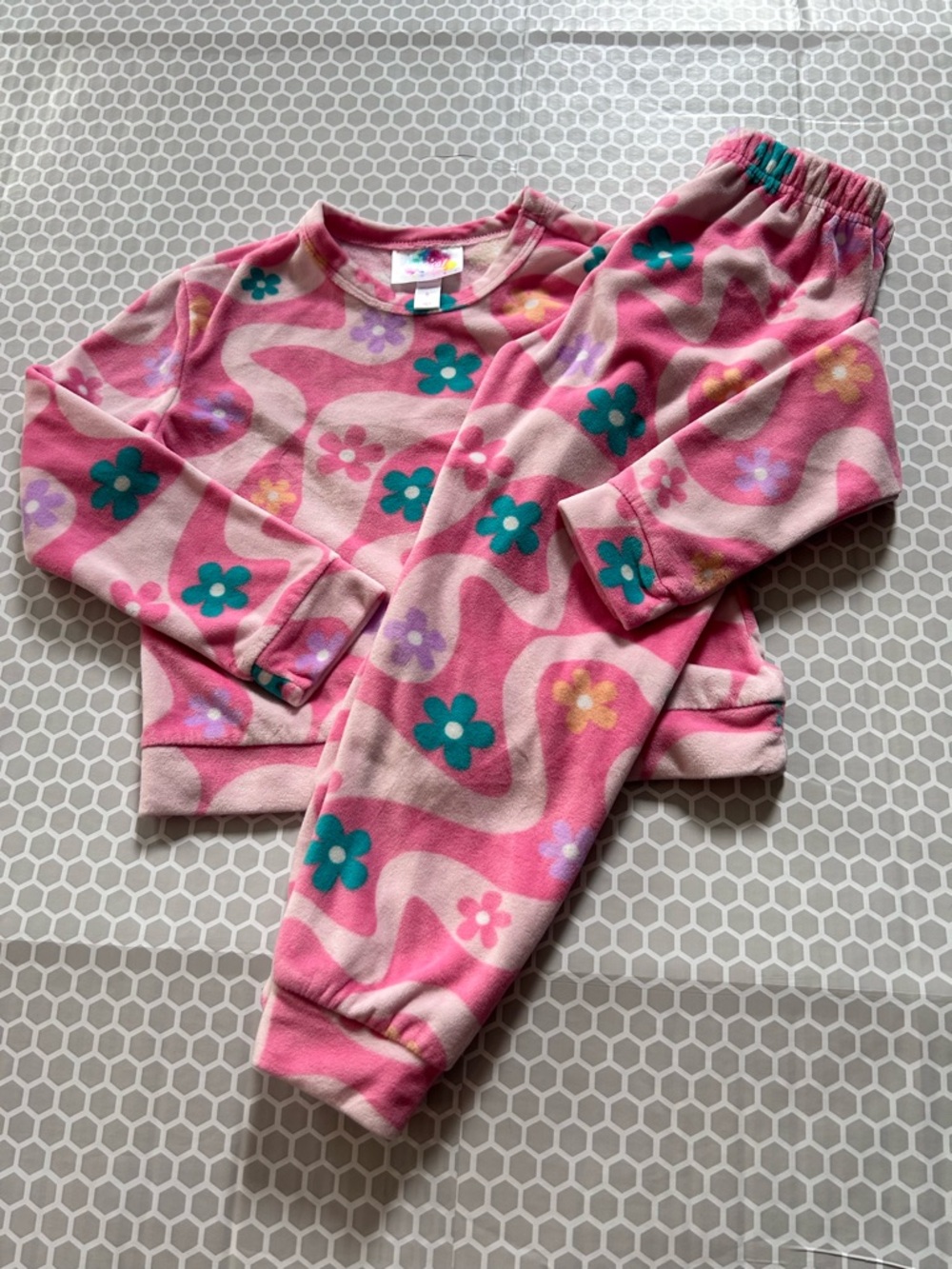 Bmagical Girls Pink Floral Fleece Pajama Set with Teal Accents. Size 5
